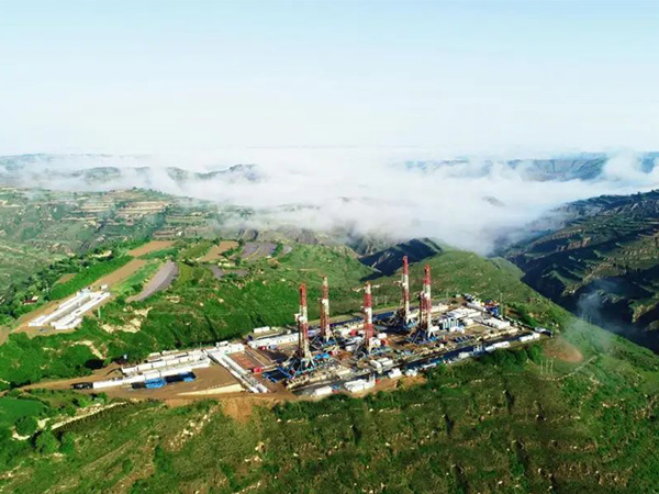 The Changqing Heshui Oilfield Accelerates the Profitable Development of Tight Oil The Changqing Heshui Oilfield Accelerates the Profitable Development of Tight Oil